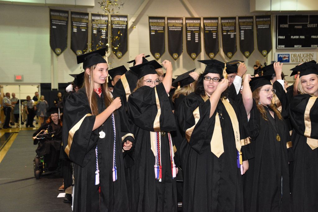 DHS 2019 Graduation Ceremony (99).jpg